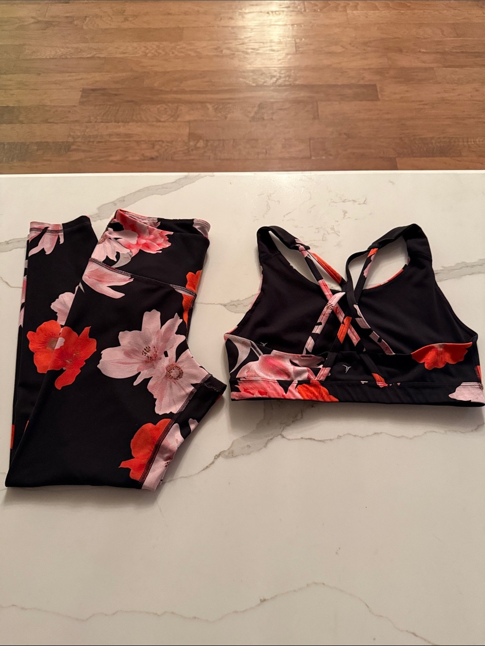 Old Navy Floral Matching Set - Picture 2 of 3